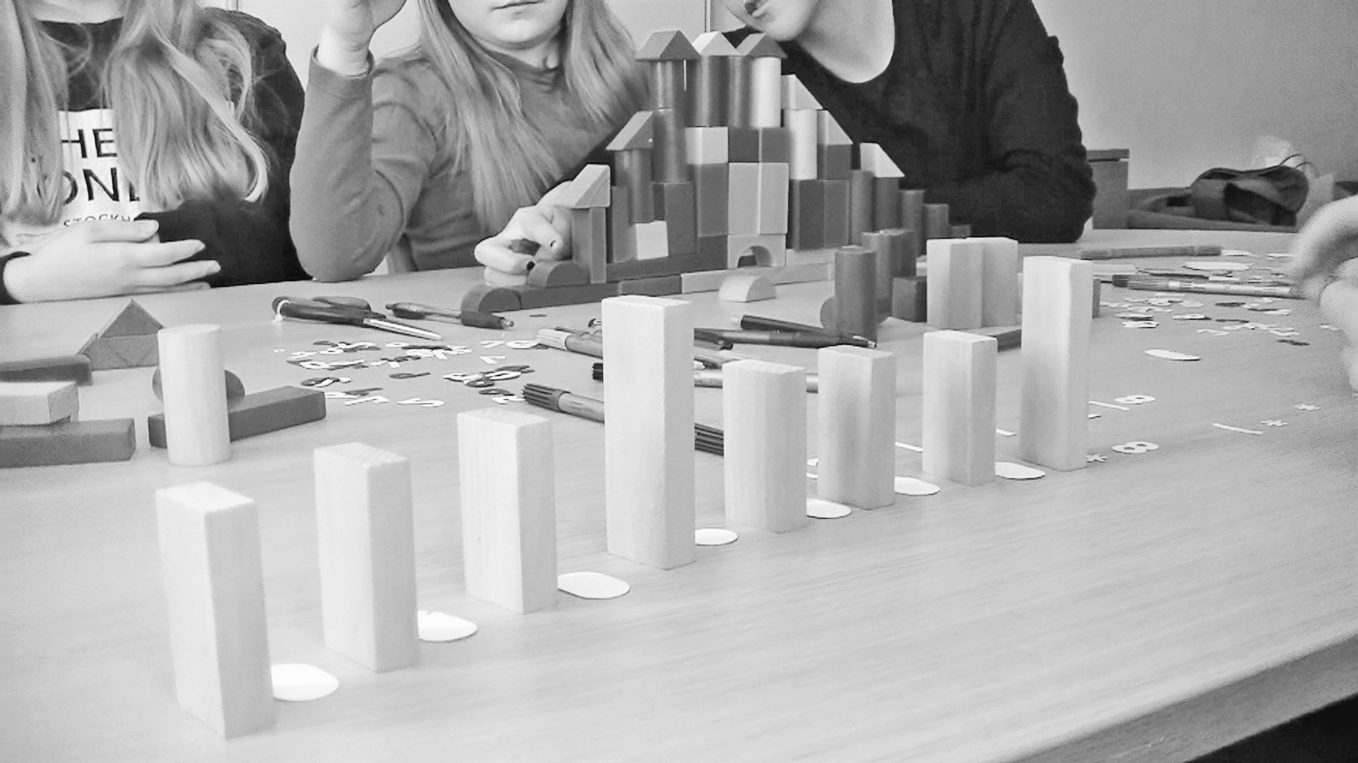 Representing sound with blocks, numbers and operations